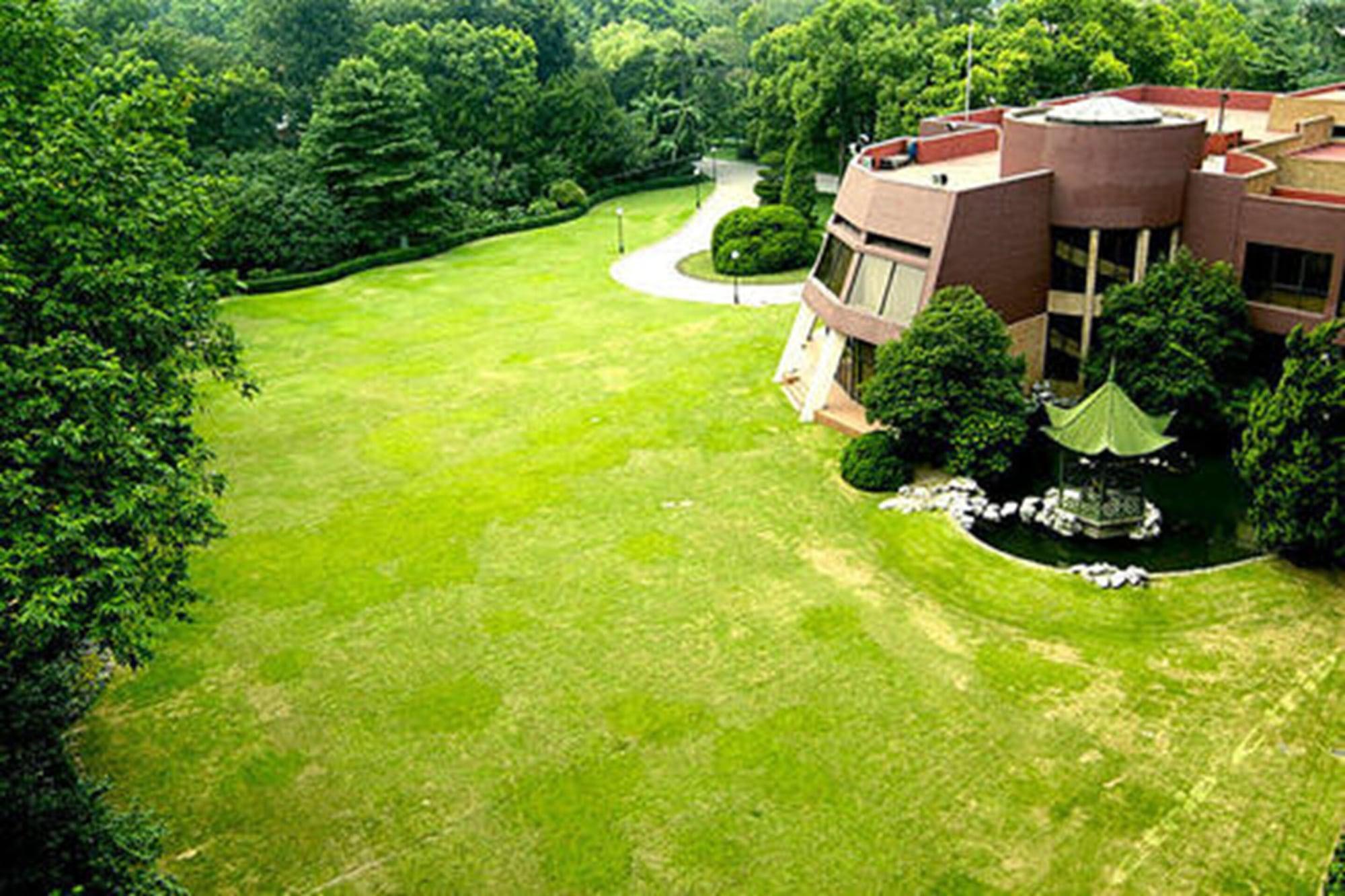 Cypress Hotel Jin Jiang Shanghái Exterior foto
