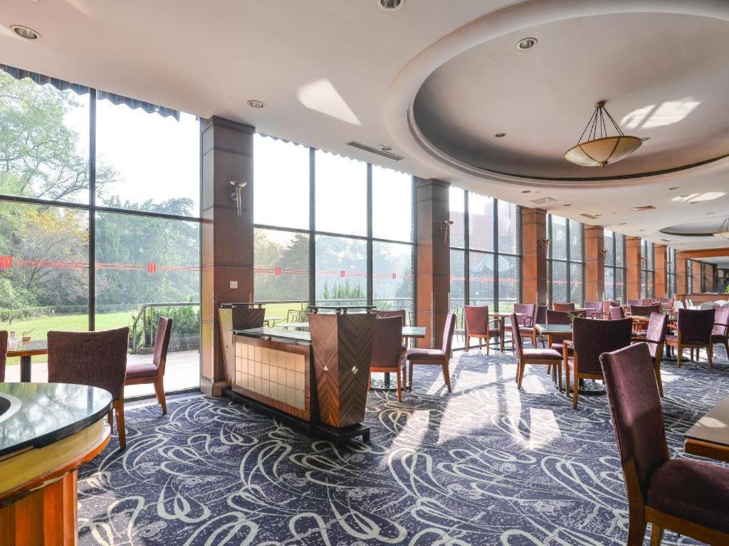 Cypress Hotel Jin Jiang Shanghái Exterior foto