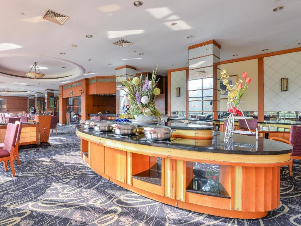Cypress Hotel Jin Jiang Shanghái Exterior foto